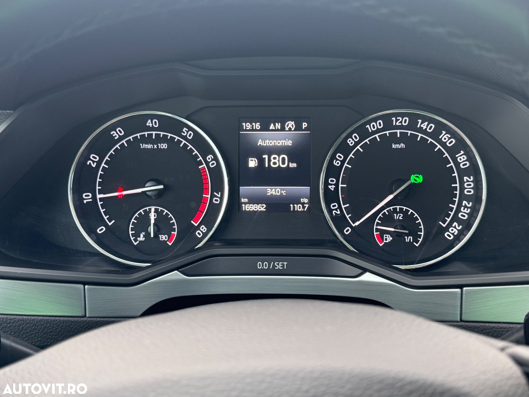 Skoda Superb Combi 1.5 TSI DSG Ambition - 16
