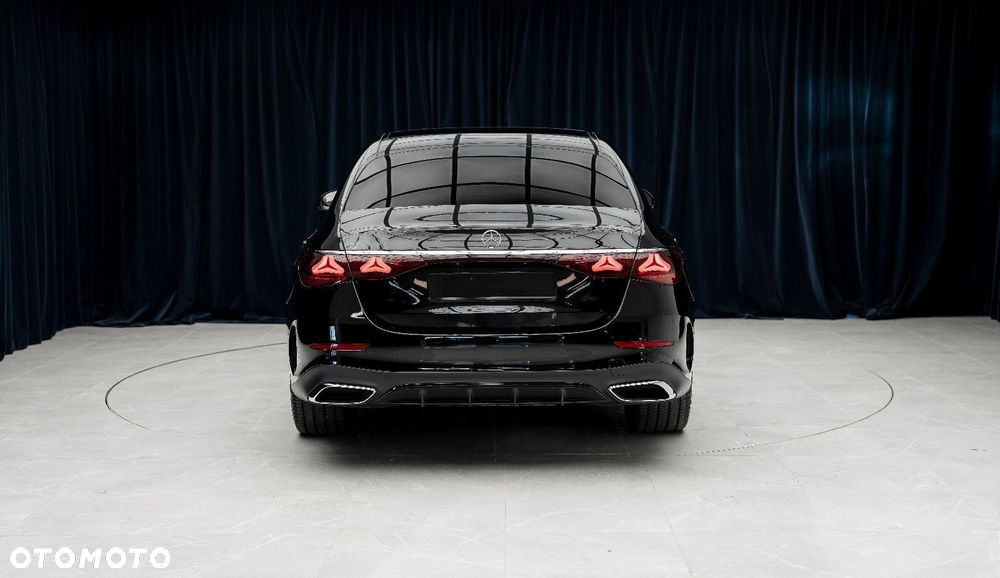 Mercedes-Benz Klasa E 220 d mHEV 4-Matic AMG 9G-Tronic - 14
