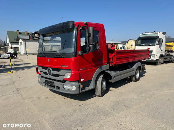 Mercedes-Benz Atego 818
