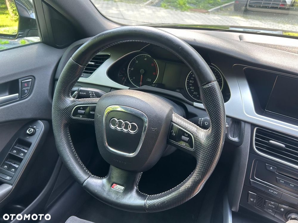 Audi A4 Avant - 5