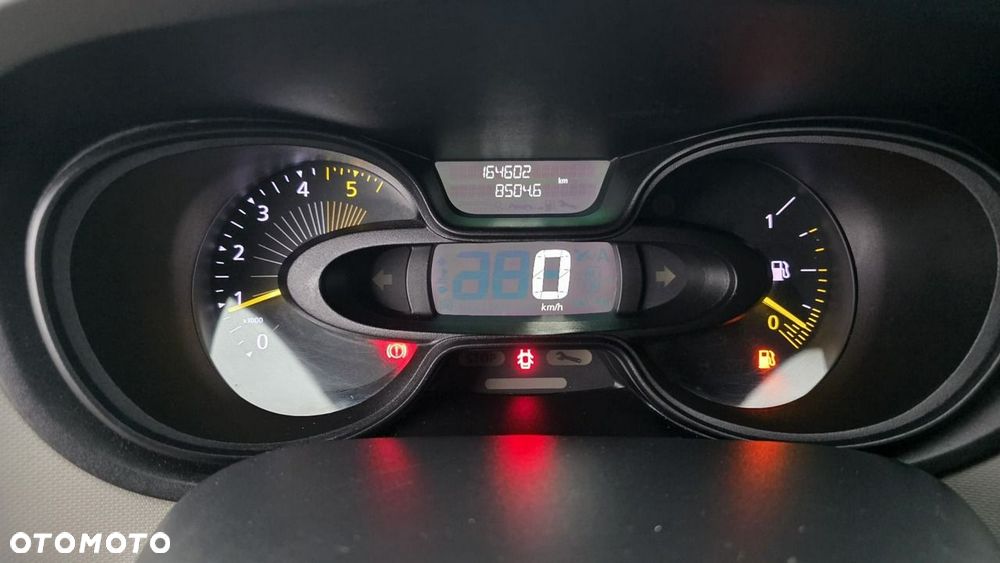 Renault Trafic - 9