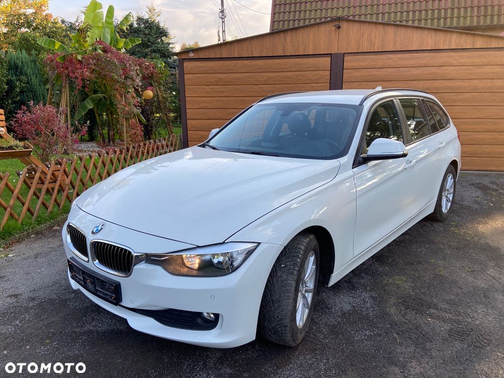 BMW Seria 3 318d Sport Line - 2