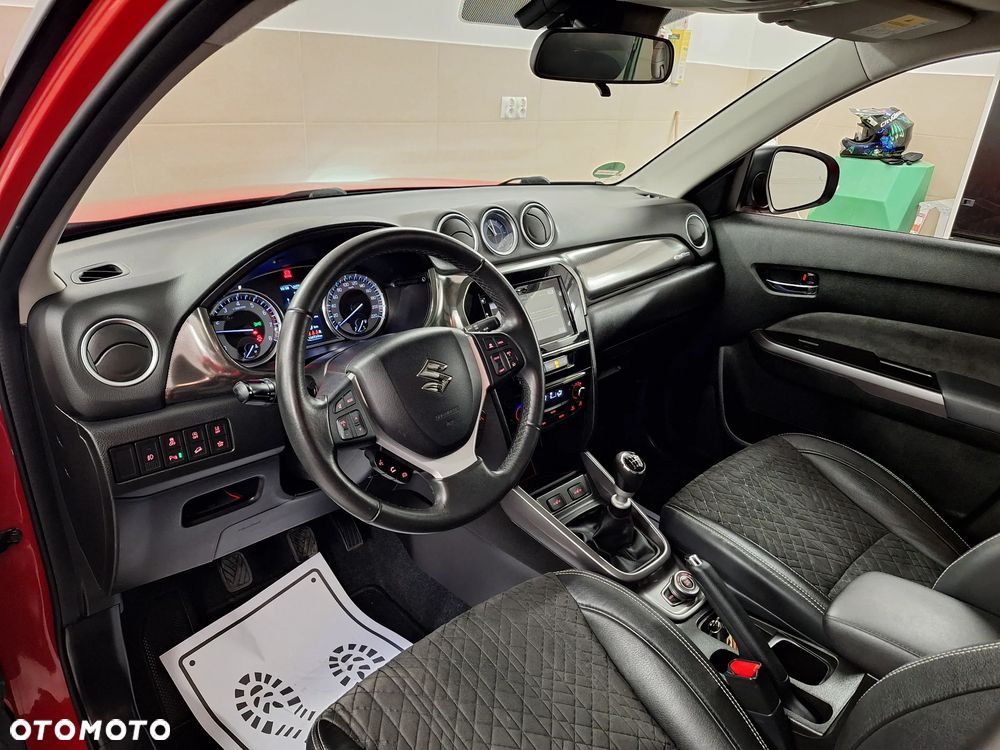 Suzuki Vitara 1.4 Boosterjet SHVS Premium 4WD - 15