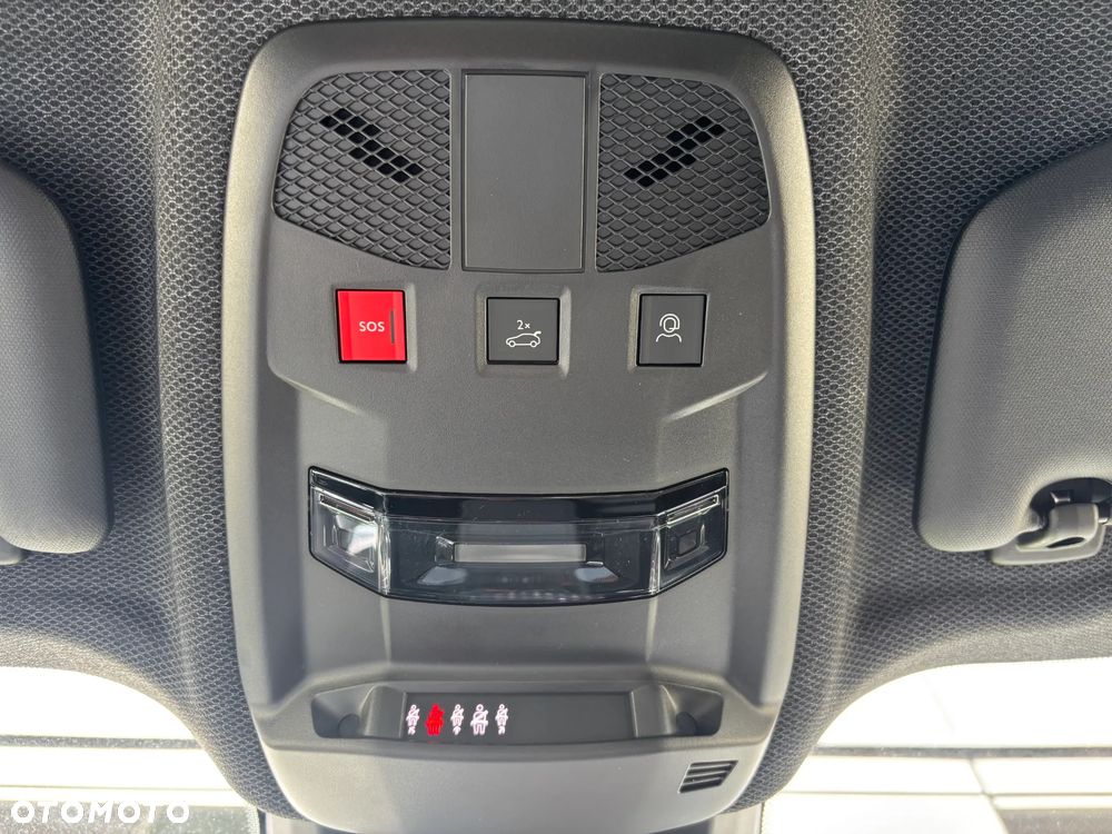 Jeep Avenger 1.2 T3 mHEV Summit FWD eDCT6 - 19