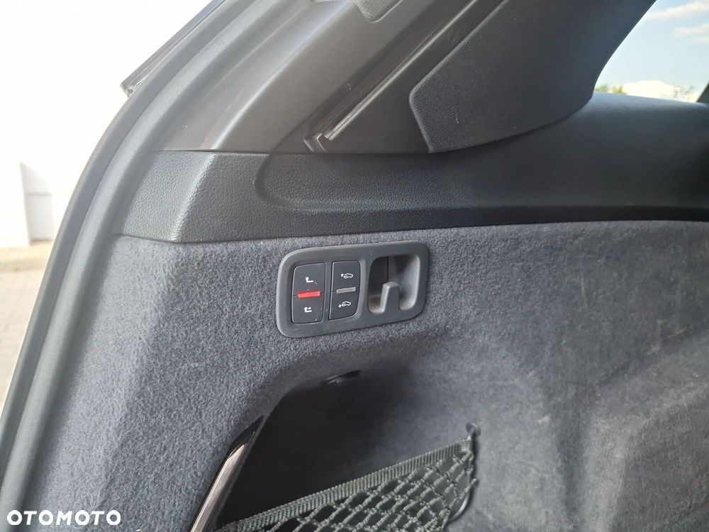 Audi Q7 50 TDI mHEV Quattro S Line Tiptr - 28