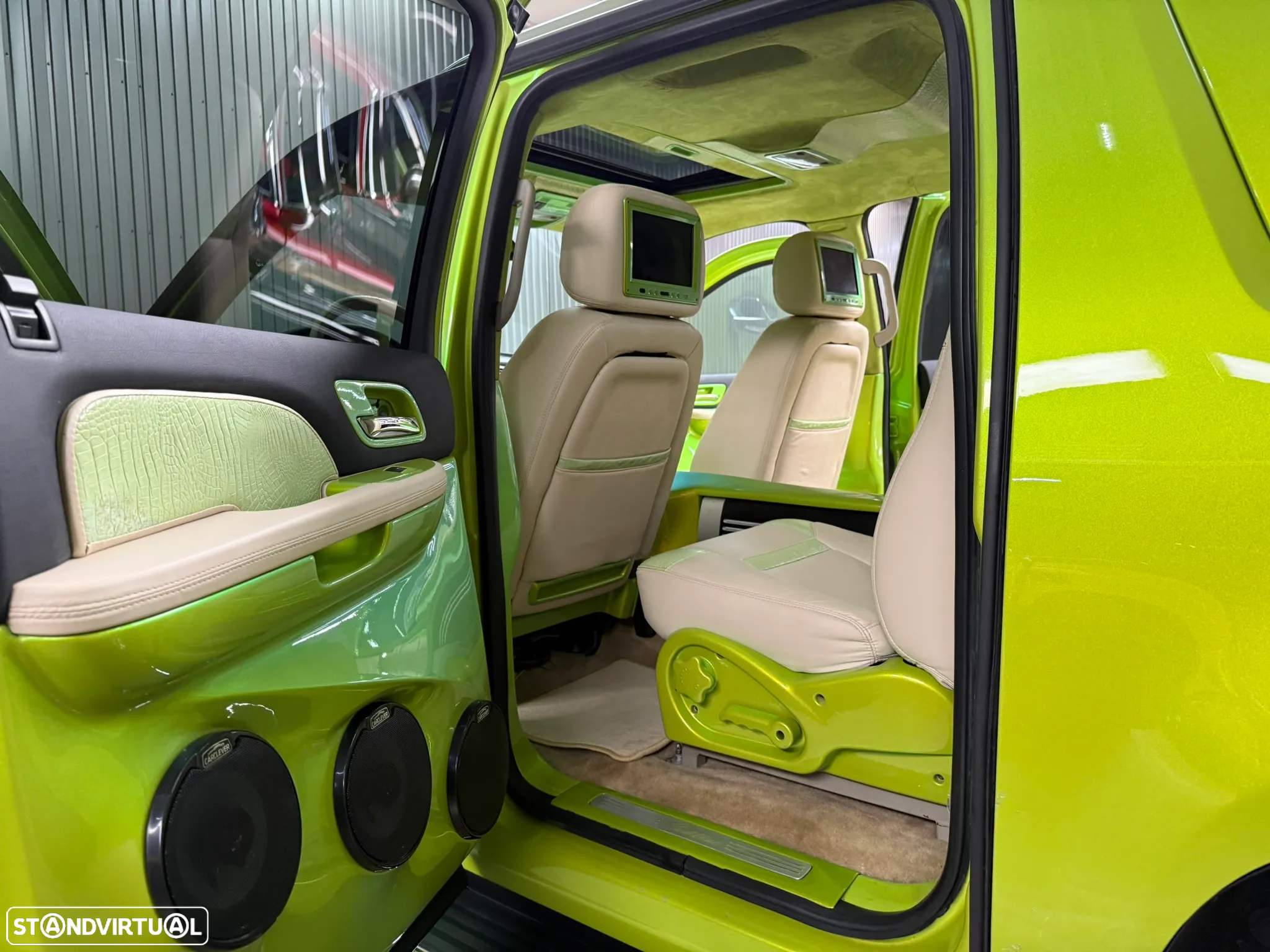 Cadillac Escalade 6.2 V8 Platinum - 28