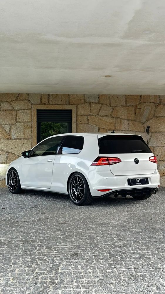 VW Golf GTD (BlueMotion ) DSG - 2