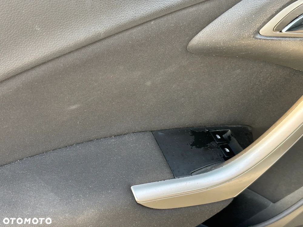 Opel Astra - 28