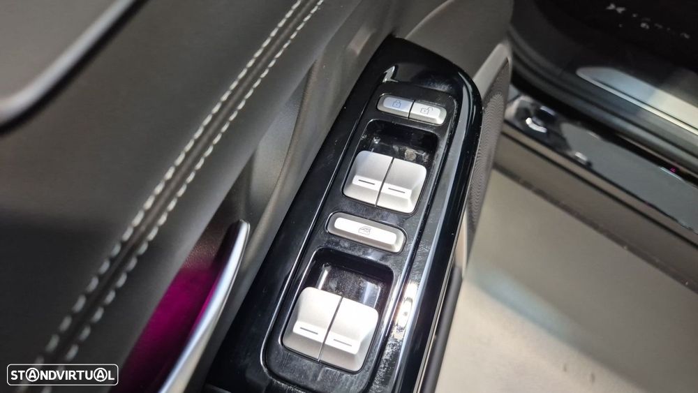 Xpeng G9 98 kWh AWD Performance - 19