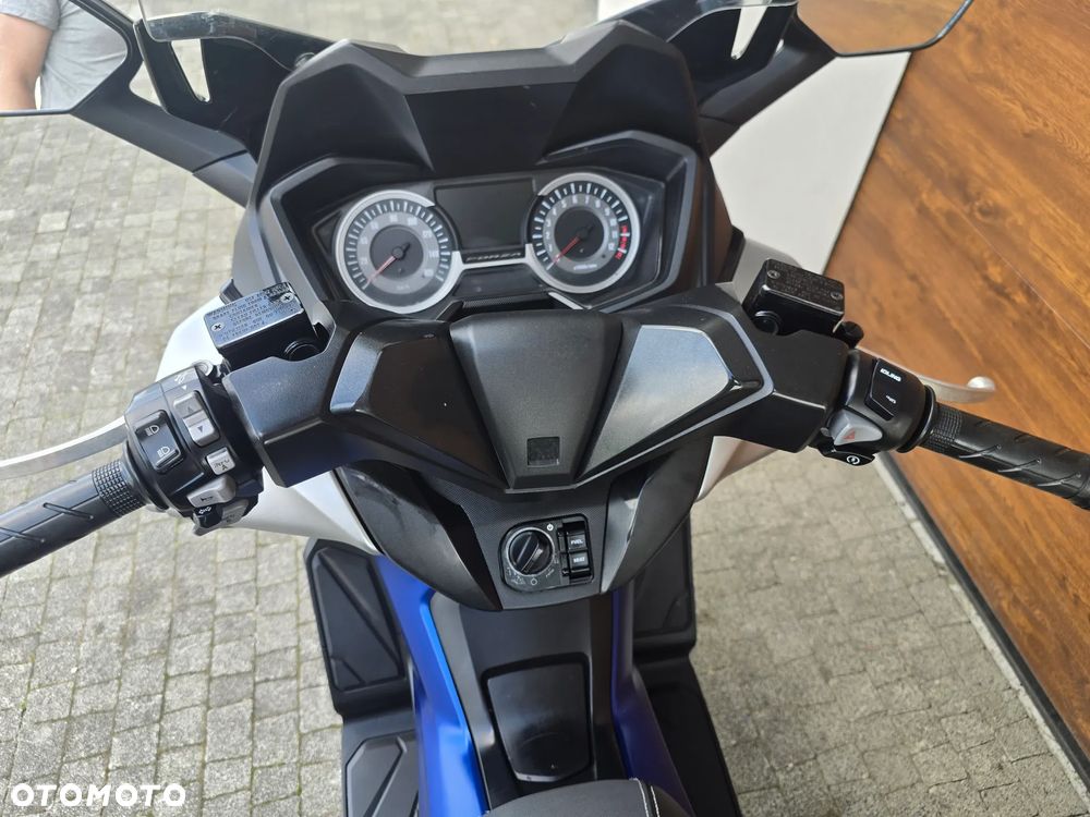Honda NSS - 11