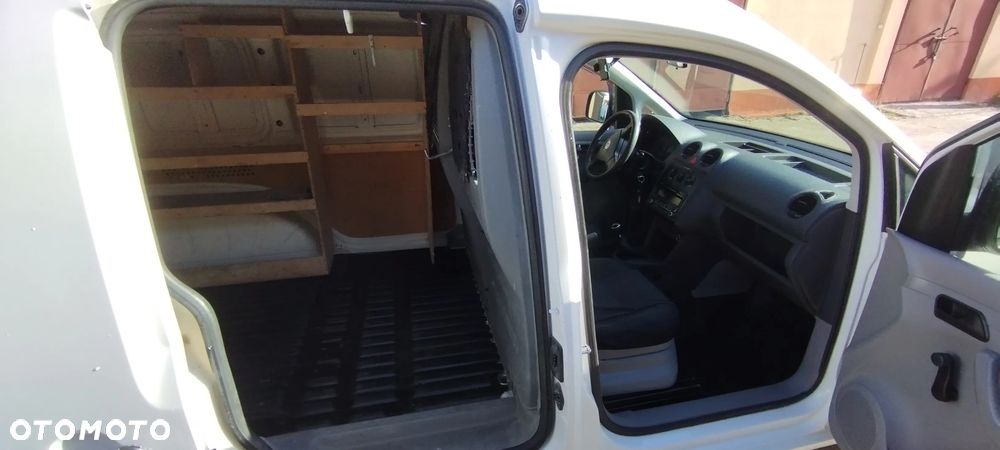 Volkswagen Caddy - 5
