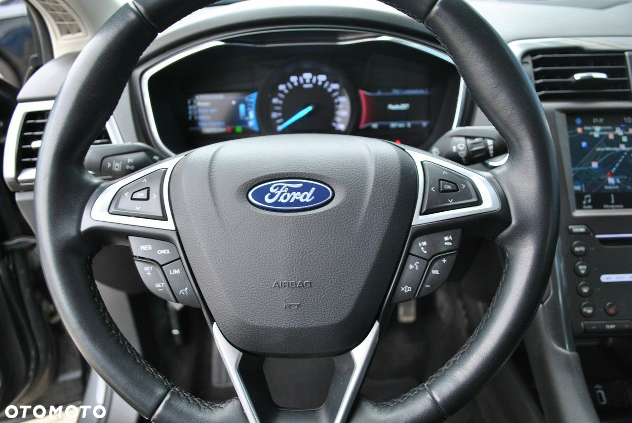 Ford Mondeo - 12