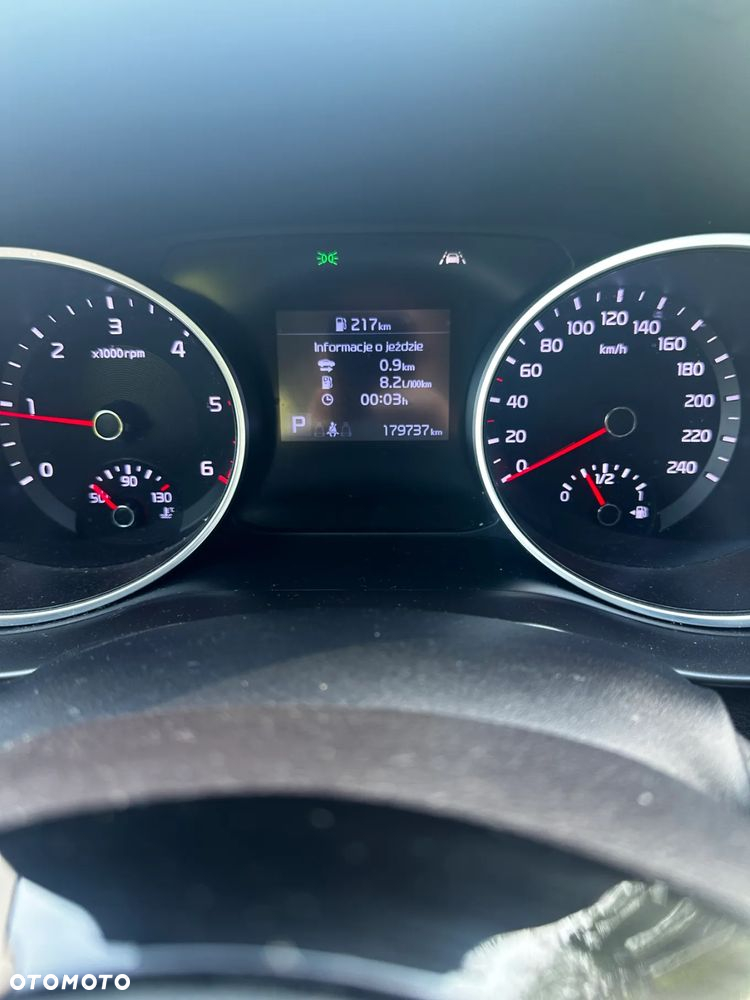 Kia Ceed - 15