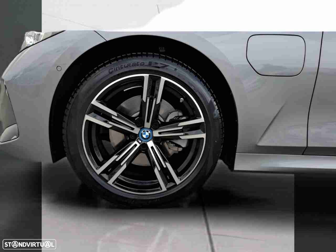 BMW 320 e Touring Auto - 6