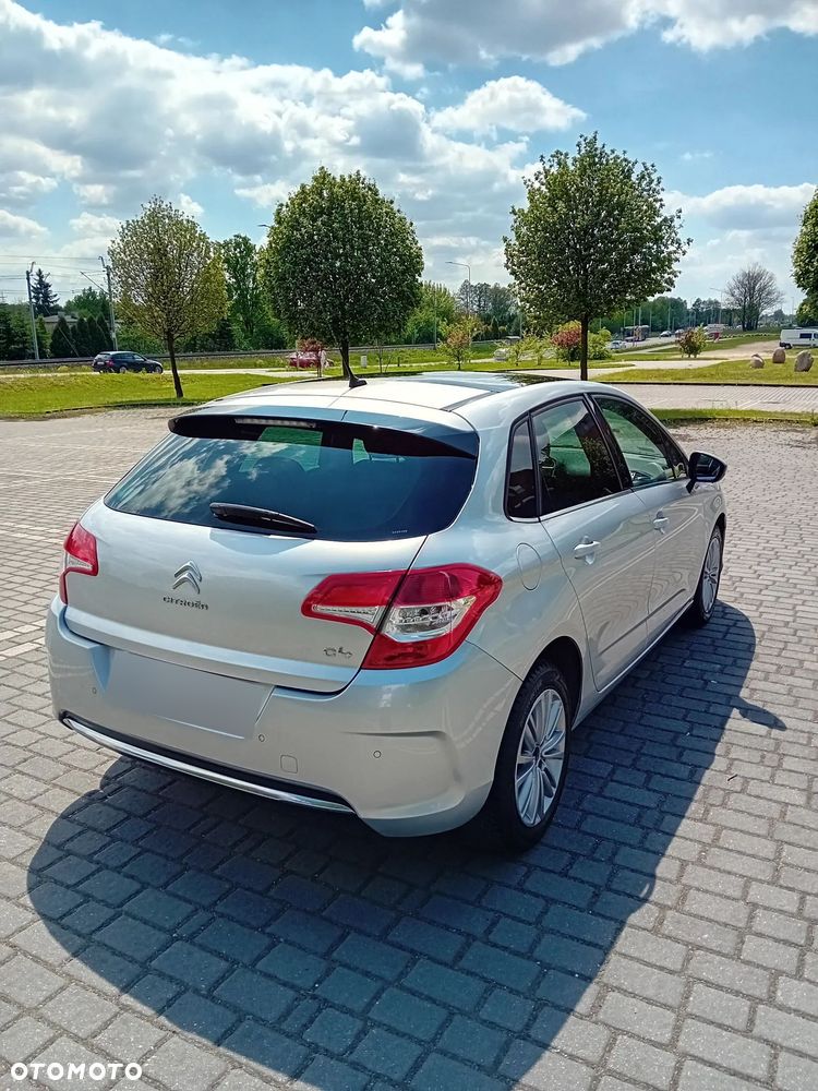 Citroën C4 HDi 90 Attraction - 12