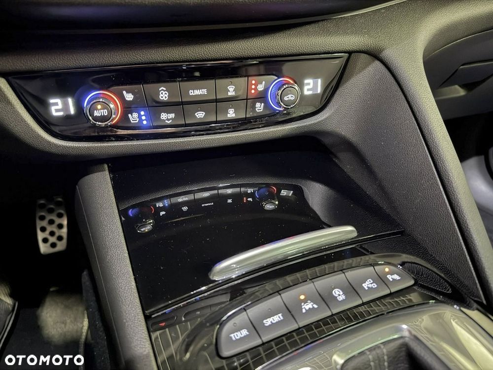 Opel Insignia - 34