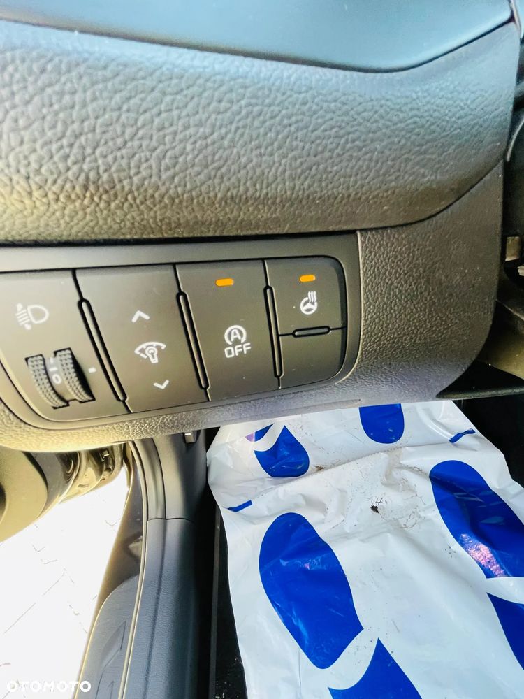 Kia Ceed 1.6 GDI ISG Spirit - 19