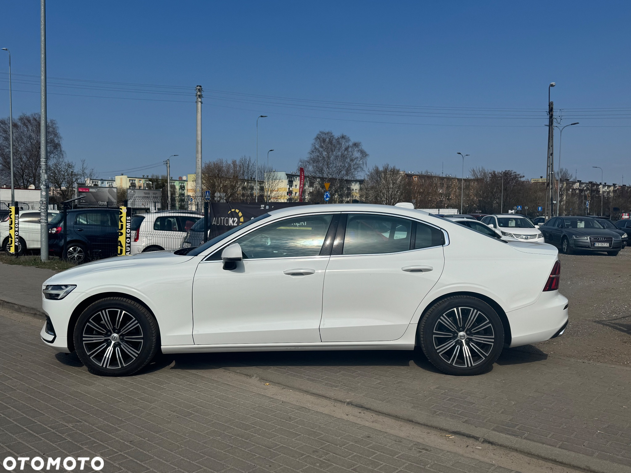Volvo S60 T4 Drive-E Dynamic Edition (Kinetic) - 22