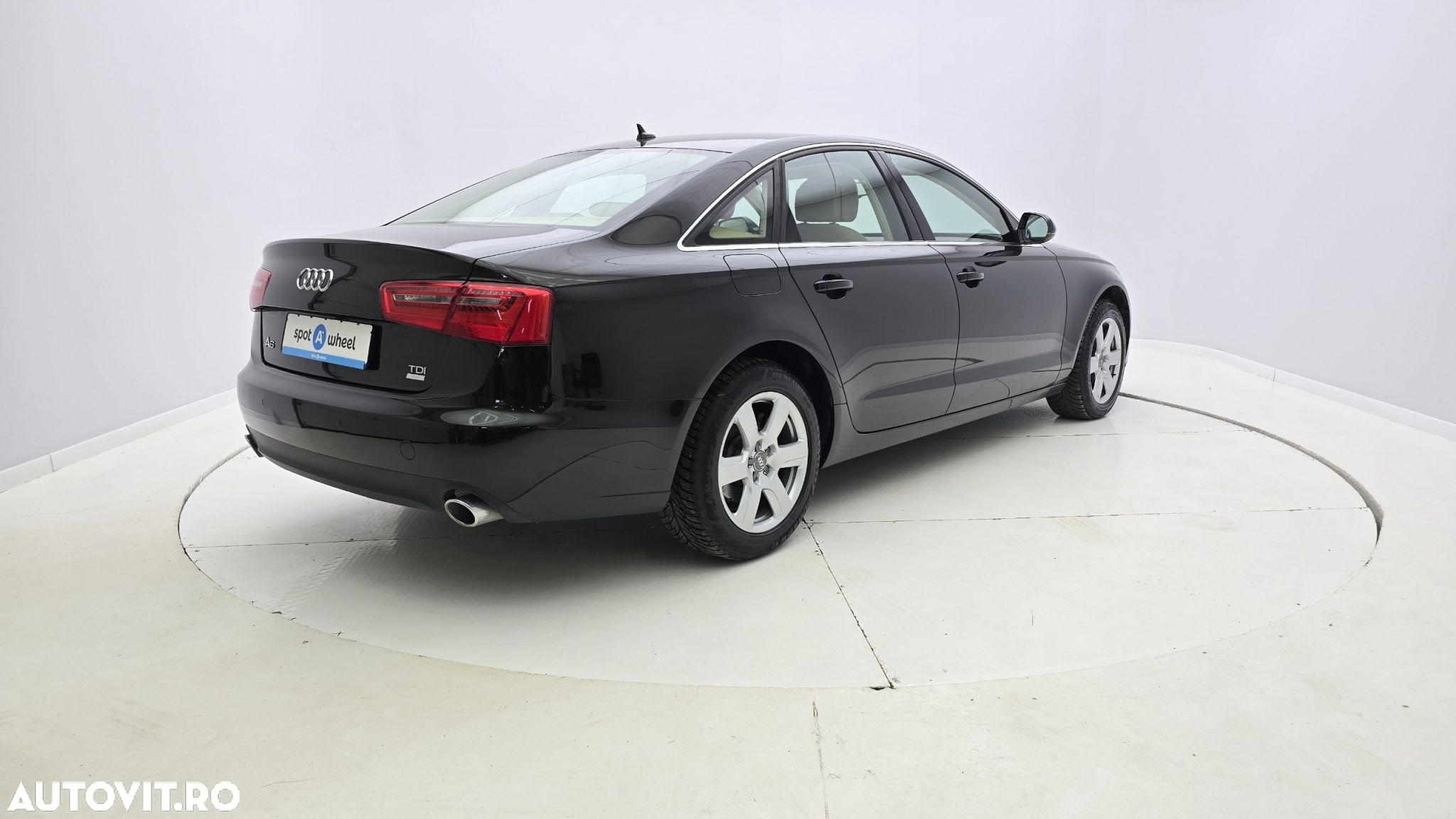 Audi A6 - 6