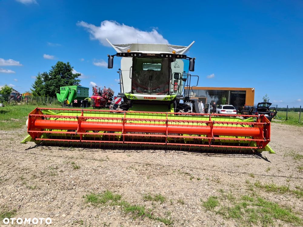 Claas Trion 660 - 3