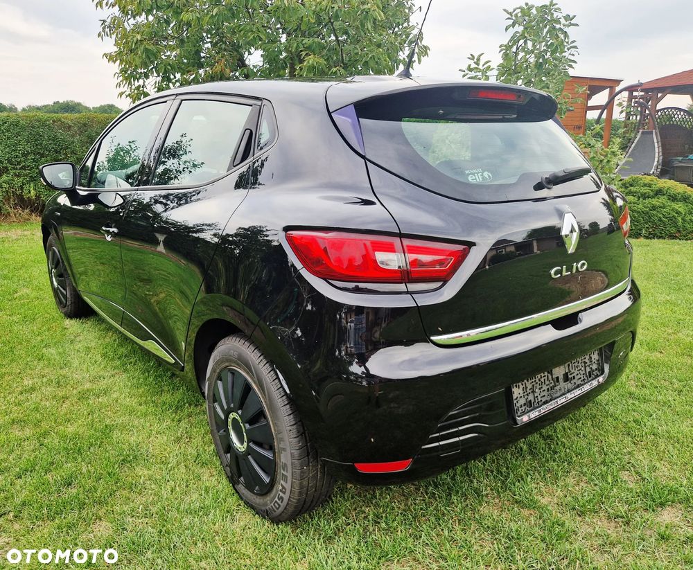 Renault Clio 1.2 16V 75 Limited - 5