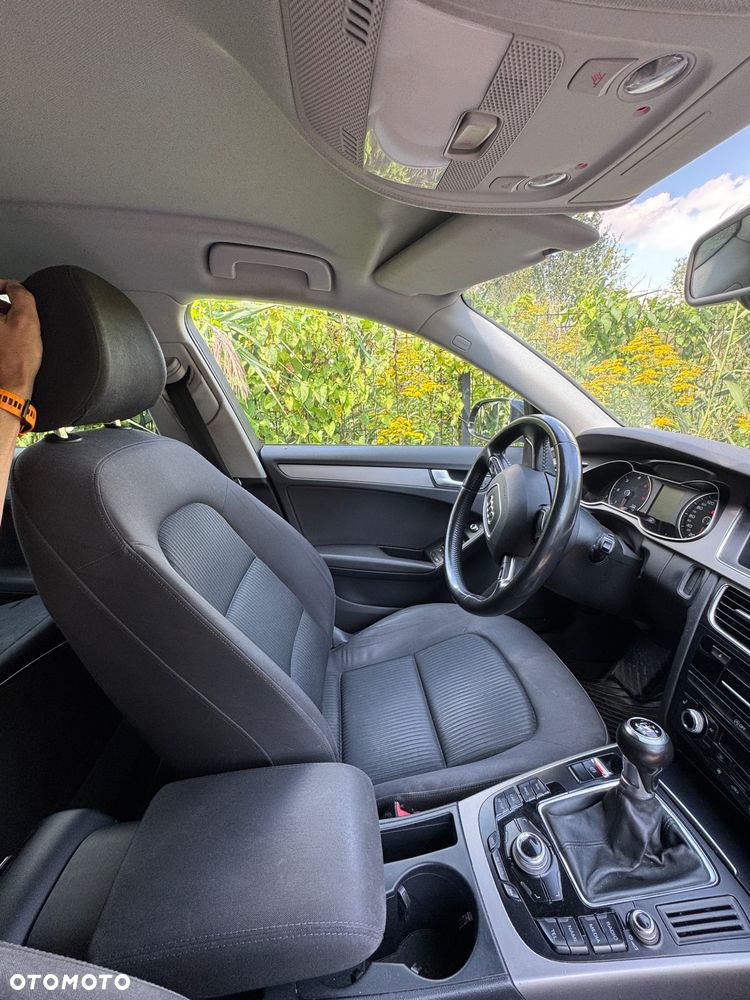 Audi A4 Avant 2.0 TDI e DPF S line Sportpaket - 25