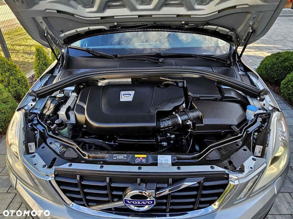 Volvo XC 60 D3 Momentum - 30