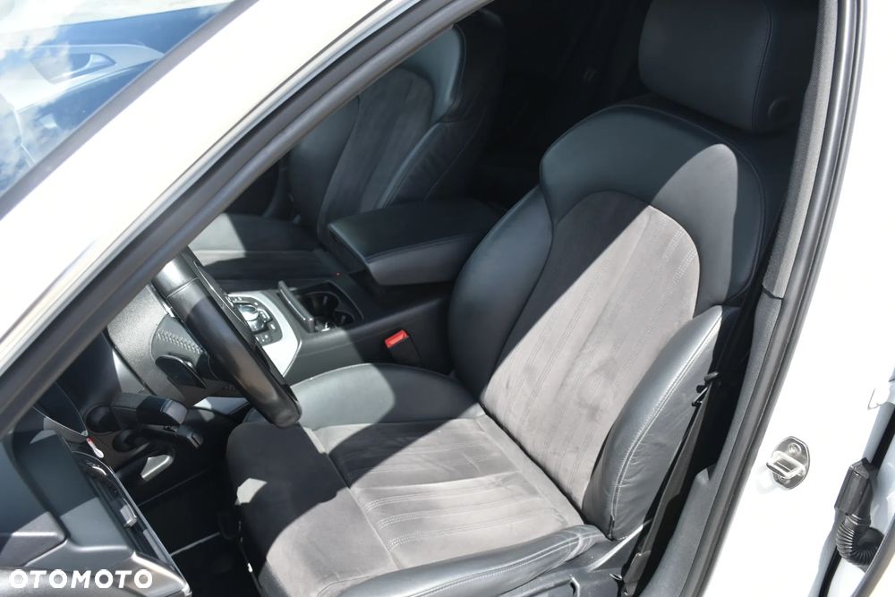 Audi A6 Avant 2.0 TDI Ultra S tronic - 12
