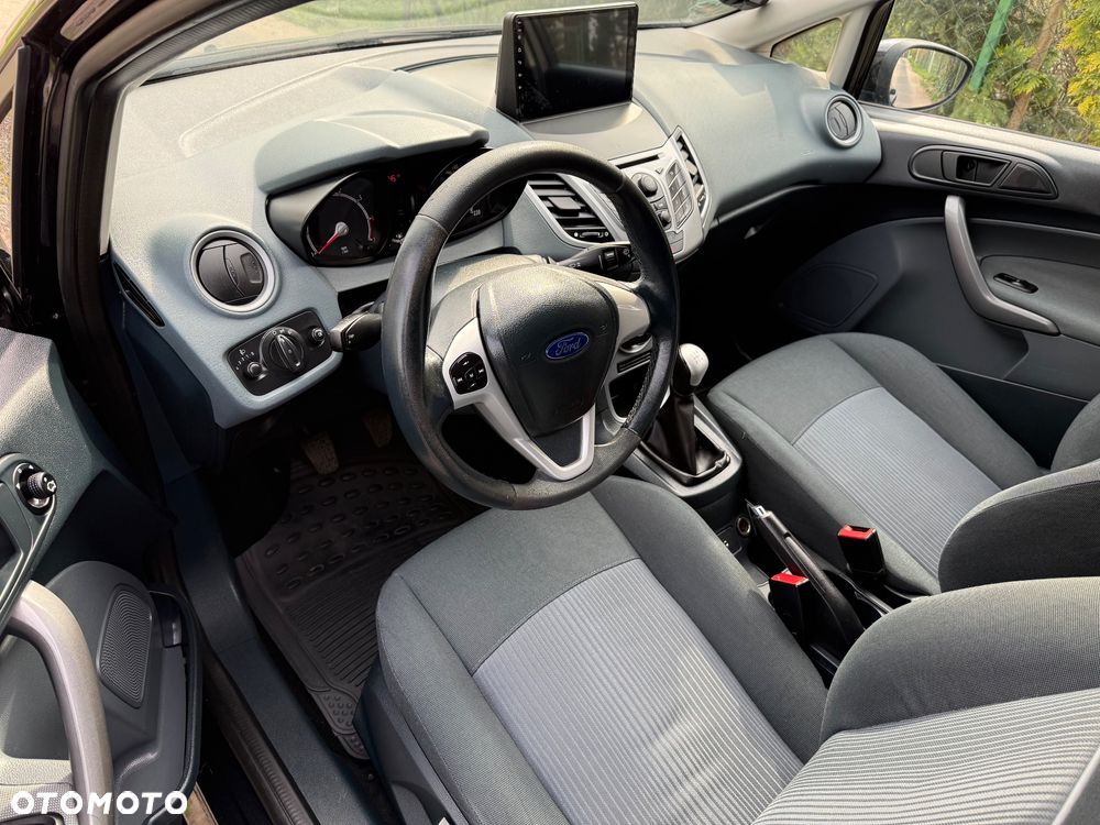 Ford Fiesta 1.25 Ambiente - 12