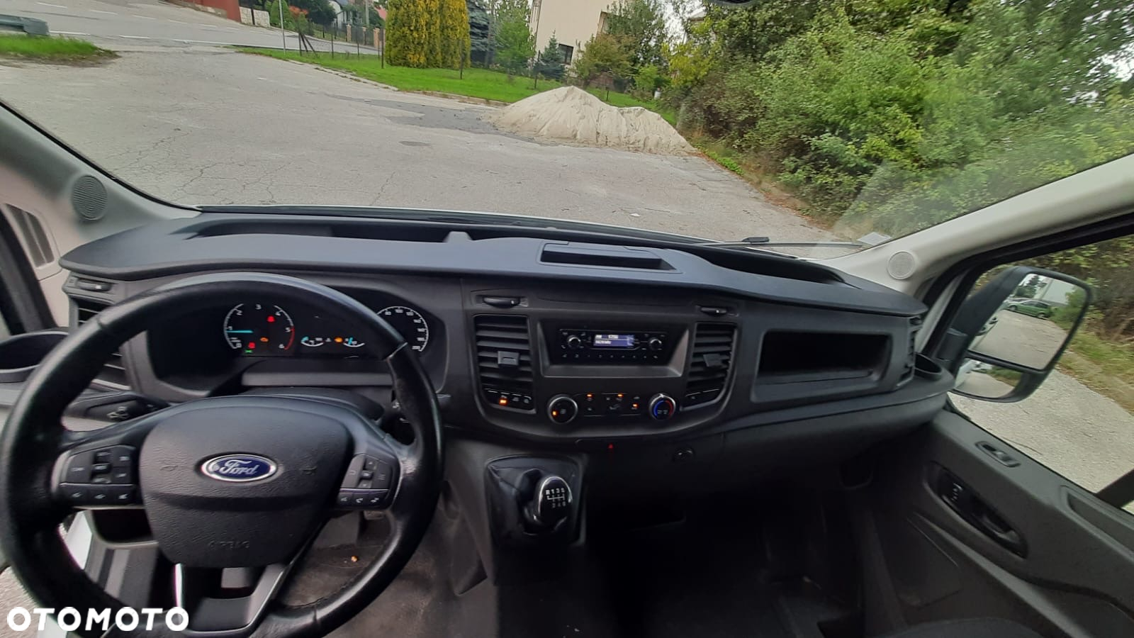 Ford Transit - 26