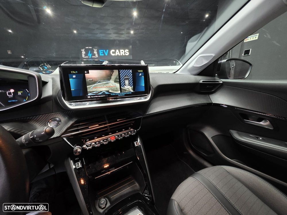 Peugeot e-208 Allure Pack - 38