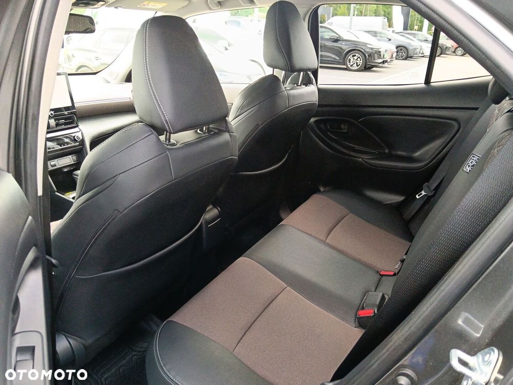 Toyota Yaris Cross Hybrid 1.5 Executive - 15