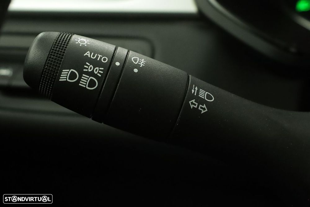 Renault Captur 1.0 TCe Techno Bi-Fuel - 17