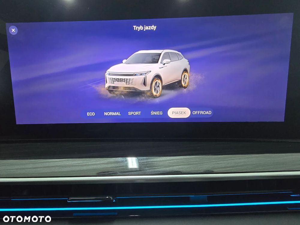 Omoda 9 1.5 Super Hybrid Exclusive AWD - 35