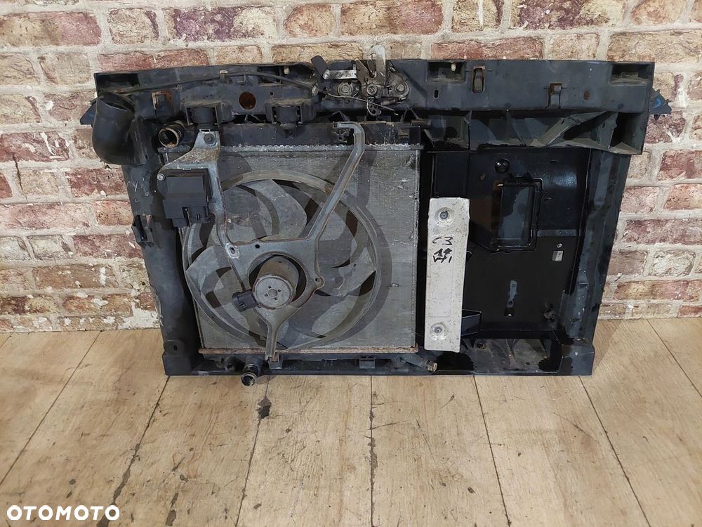 PAS PRZEDNI KOMPLETNY CITROEN C3 1.4 VTI 2007 ROK - 2