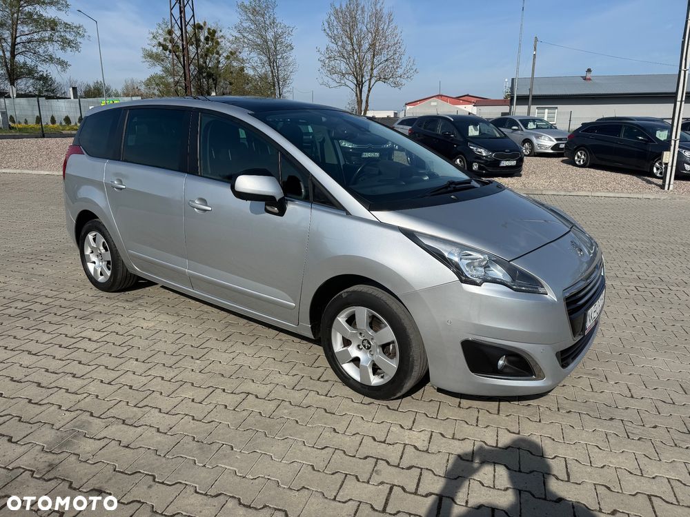 Peugeot 5008 2.0 HDi Allure 7os - 11