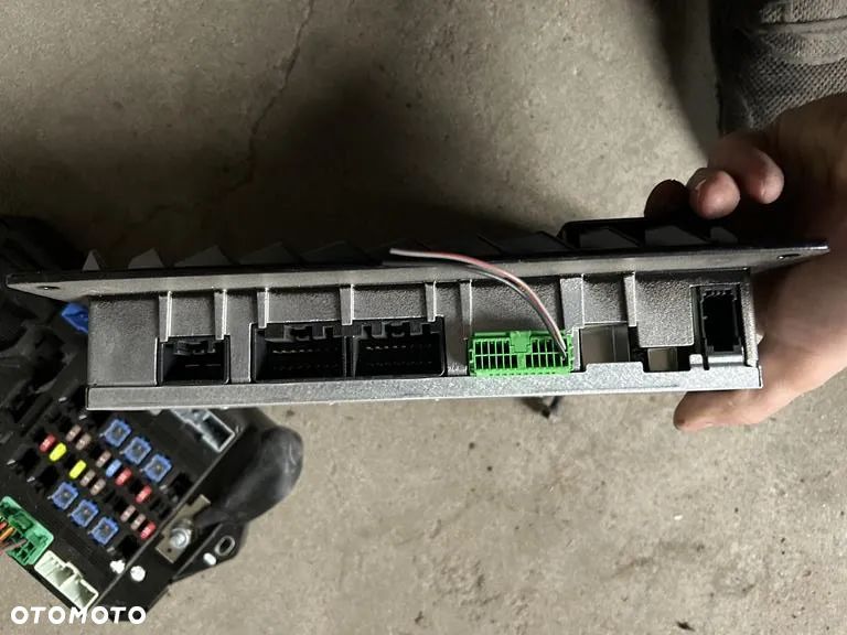 WZMACNIACZ AUDIO JAGUAR XF X250 AW93-19C164-CV - 3