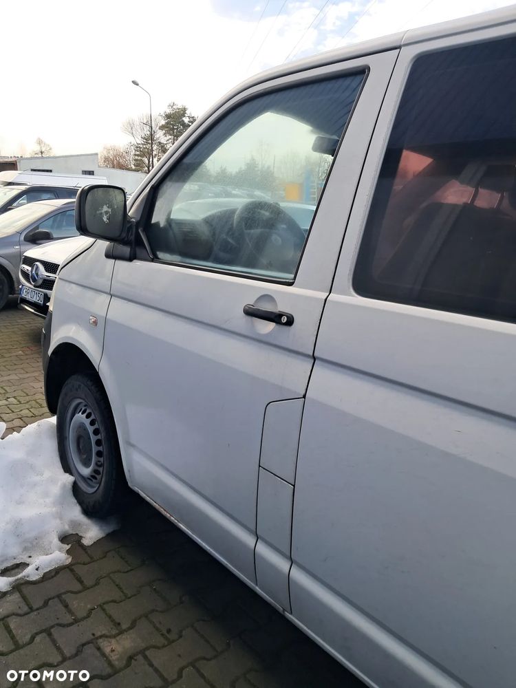 VW Transporter T5 2.5 TDI BNZ części, karoseryjne, silnikowe, wnętrza - 11
