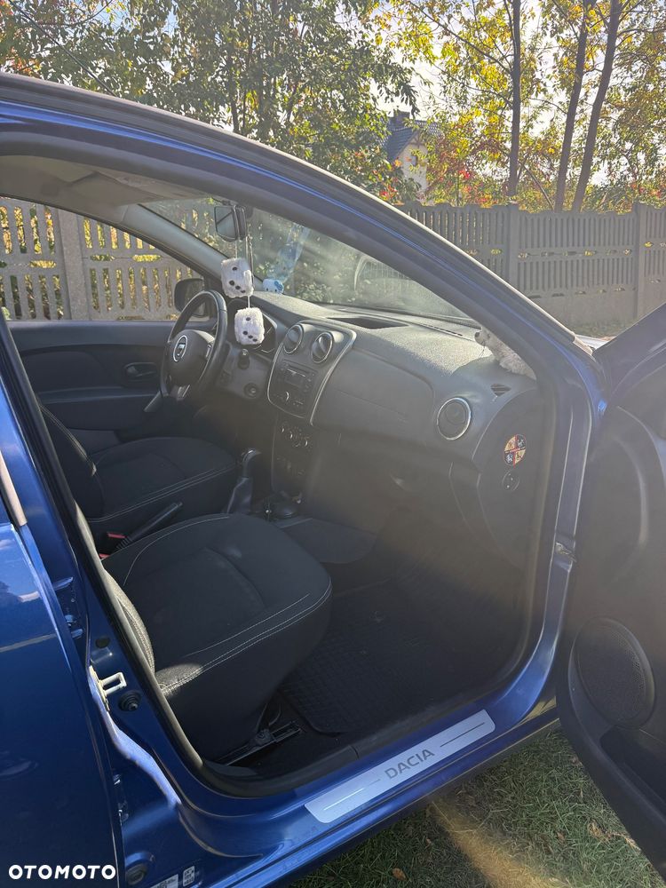 Dacia Sandero 1.2 16V Laureate - 9
