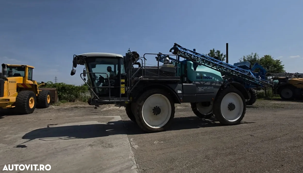 Berthoud Raptor 3240 GPS cu autoghidaj - 4