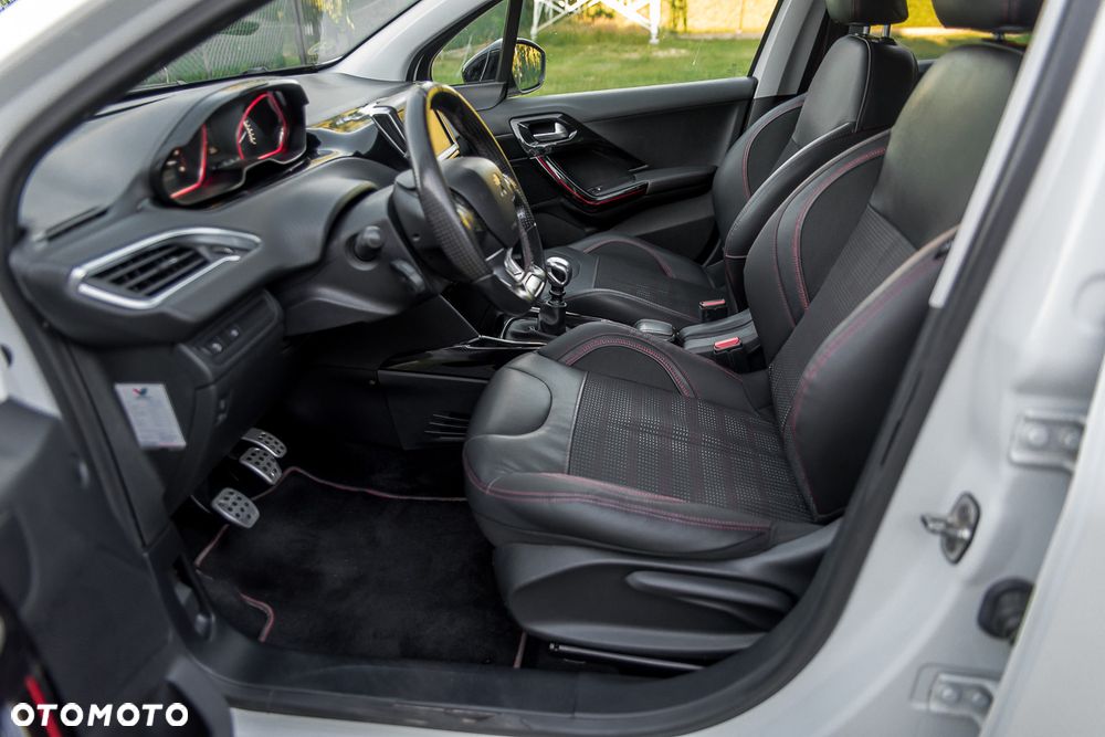 Peugeot 2008 BlueHDi FAP 120 STOP & START GT-Line Edition - 21