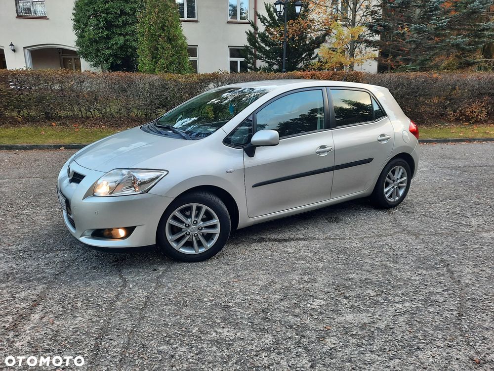 Toyota Auris 1.33 VVT-i Life - 2