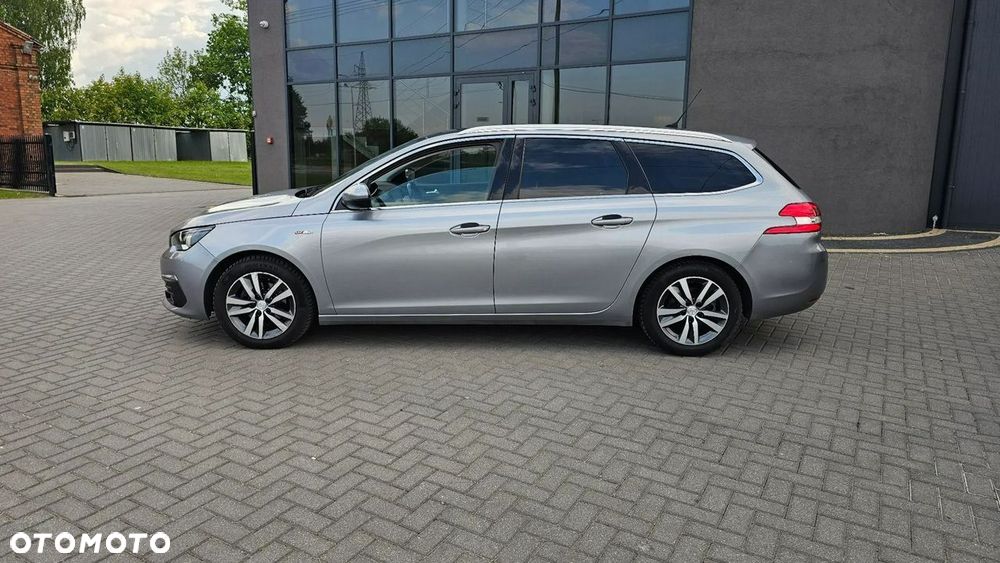 Peugeot 308 1.5 BlueHDi Allure Pack S&S EAT8 - 20