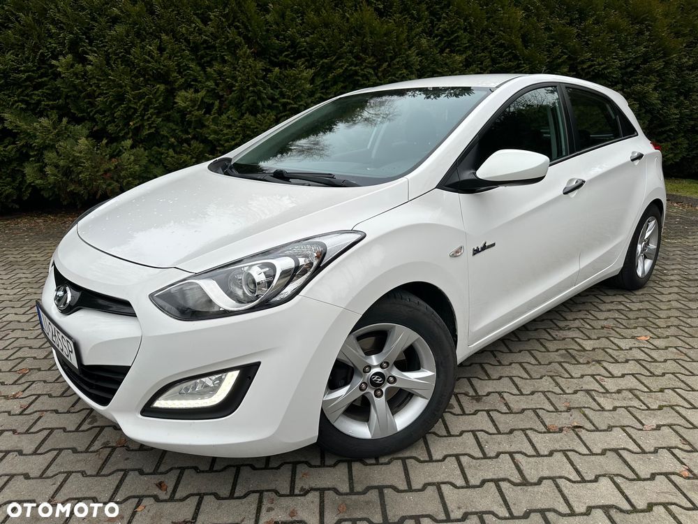 Hyundai i30 blue 1.6 GDI Passion - 5