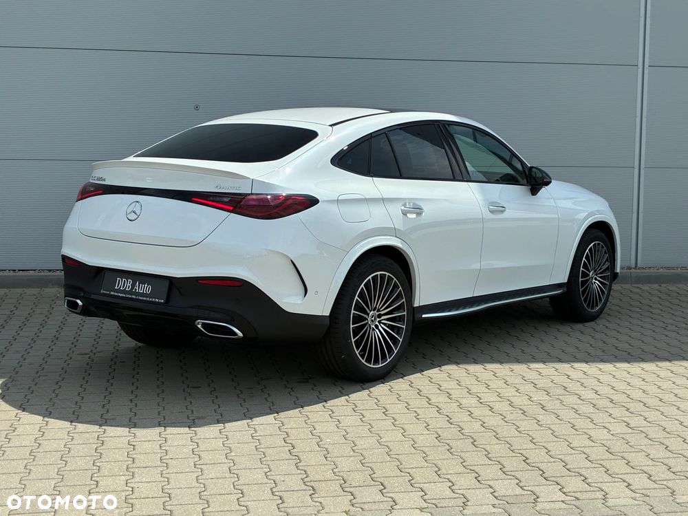 Mercedes-Benz GLC 220 d mHEV 4-Matic AMG Line - 3