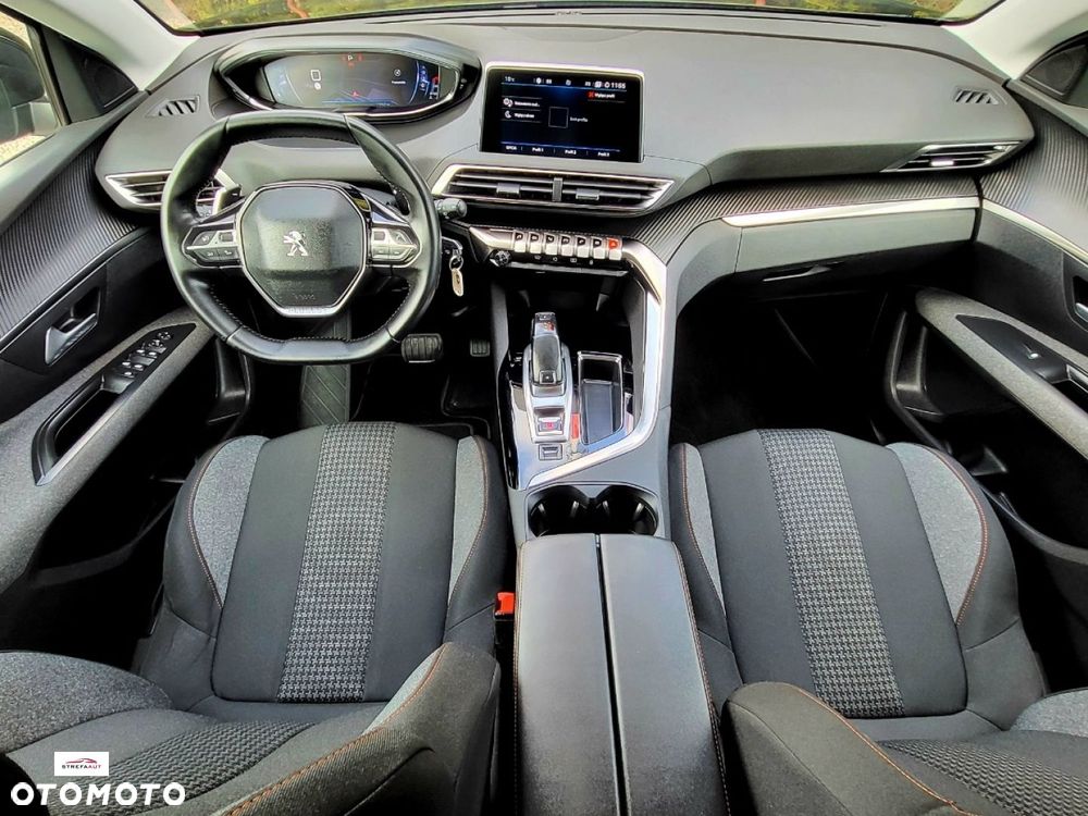 Peugeot 5008 - 9
