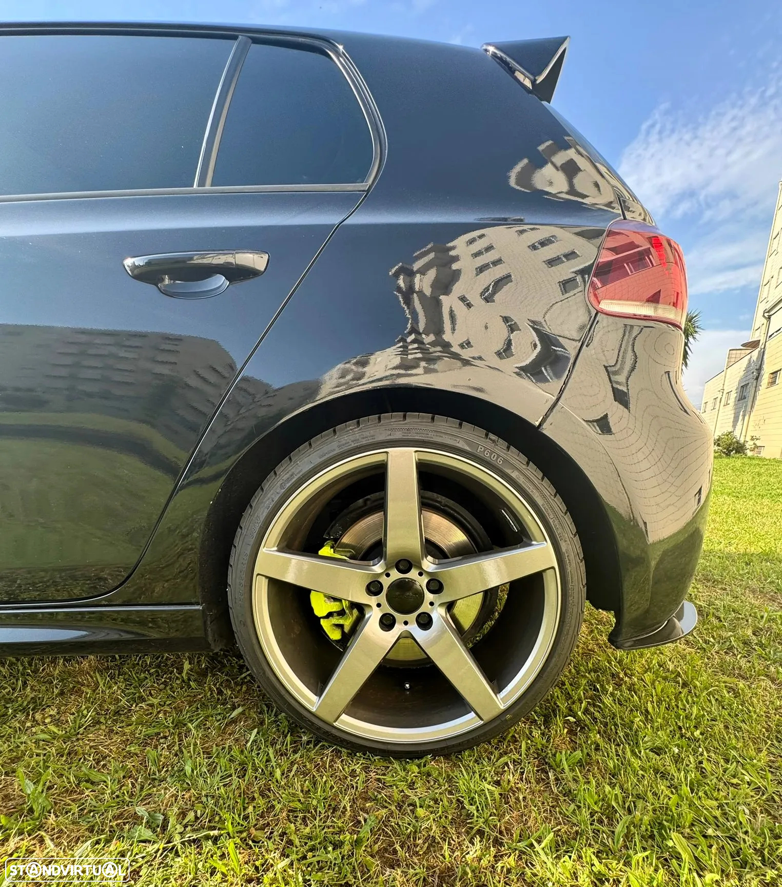 VW Golf 2.0 R DSG - 11