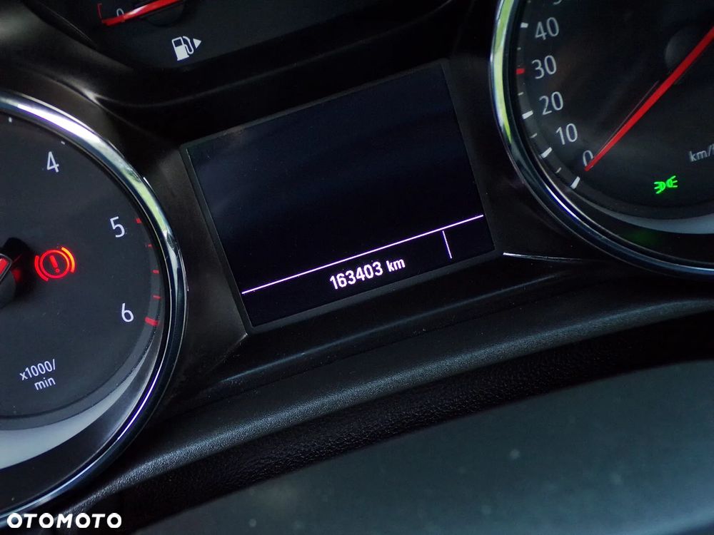 Opel Astra 1.6 D Start/Stop Sports Tourer 120 Jahre - 11