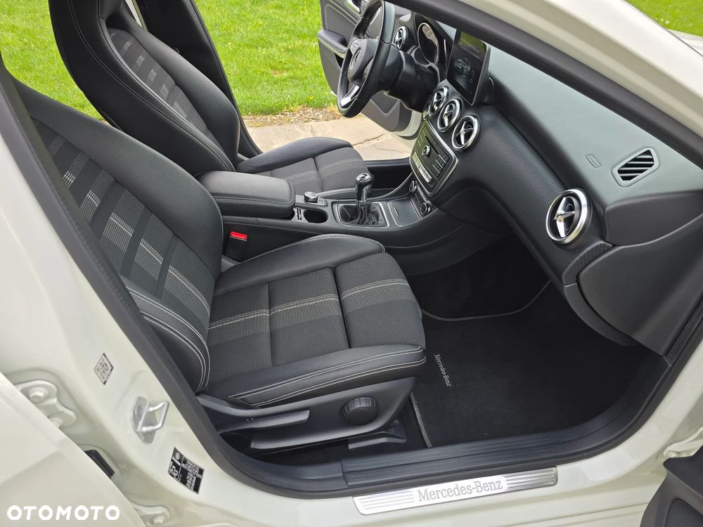 Mercedes-Benz Klasa A 180 SCORE - 29