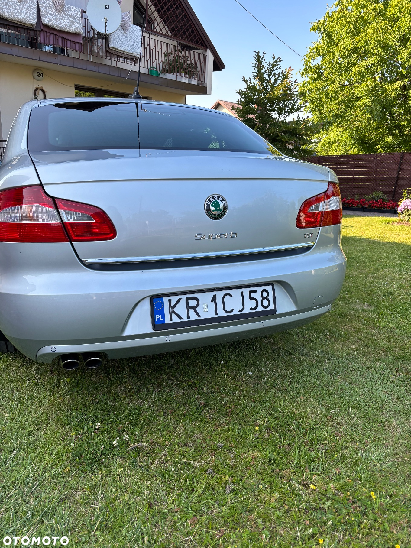 Skoda Superb 2.0 TDI DPF Elegance - 28